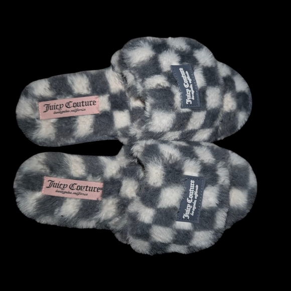 Juicy Couture Checkered Fuzzy Slippers - Picture 2 of 3